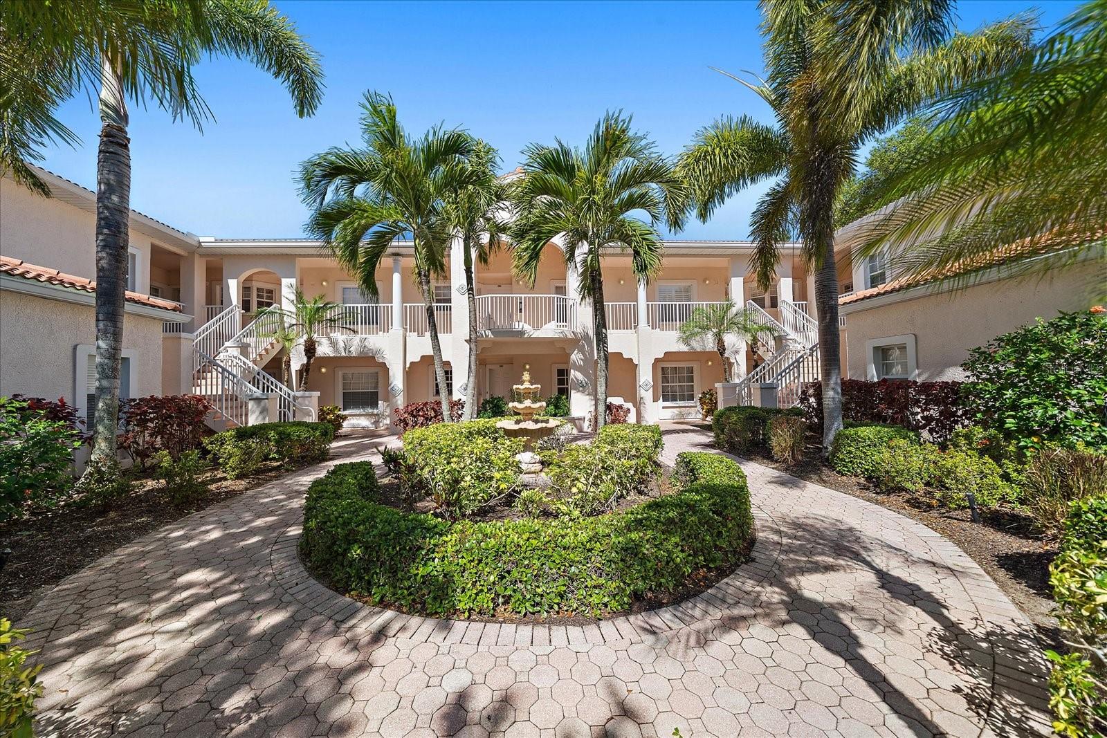 PLAZA DE FLORES - Residential