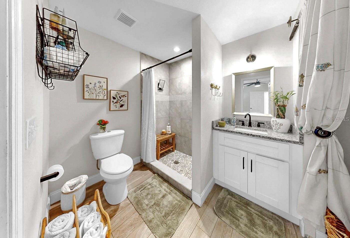 NORTH CLEARVIEW HIGHLANDS - Residential