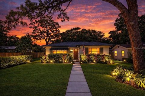 Photo of 4020 Queen Street N, St Petersburg, FL 33714 (MLS # TB8499325)