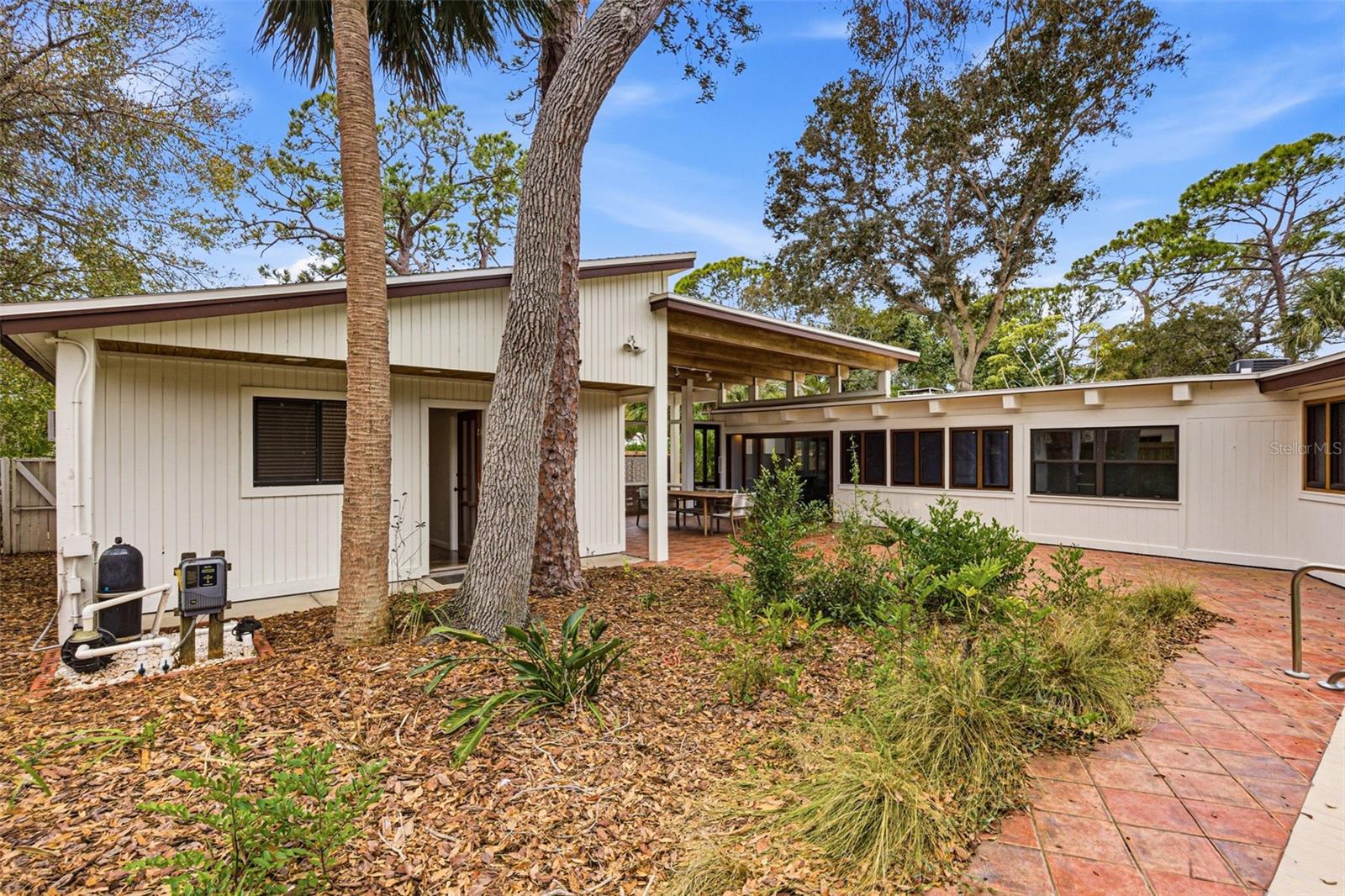 LAKEWOOD ESTATES SEC A - Residential