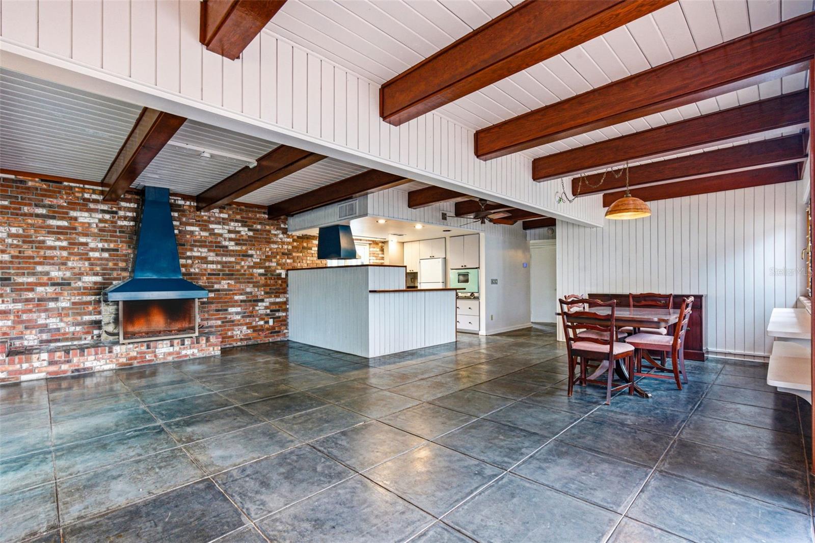 LAKEWOOD ESTATES SEC A - Residential