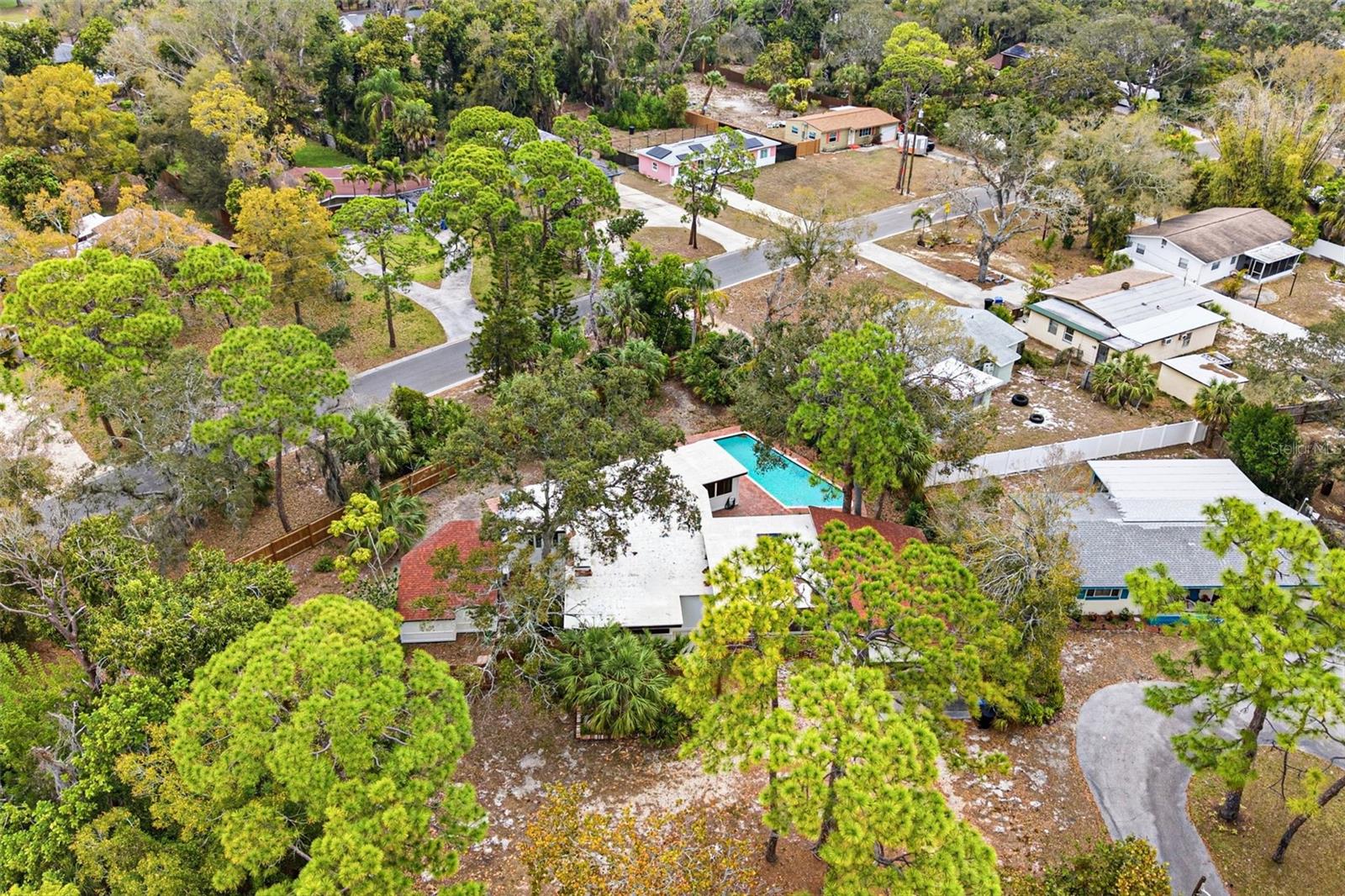 LAKEWOOD ESTATES SEC A - Residential