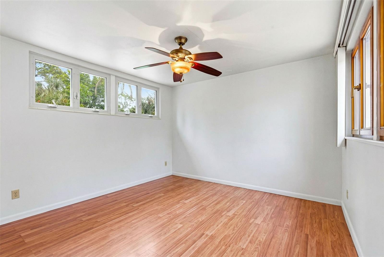 LAKEWOOD ESTATES SEC A - Residential