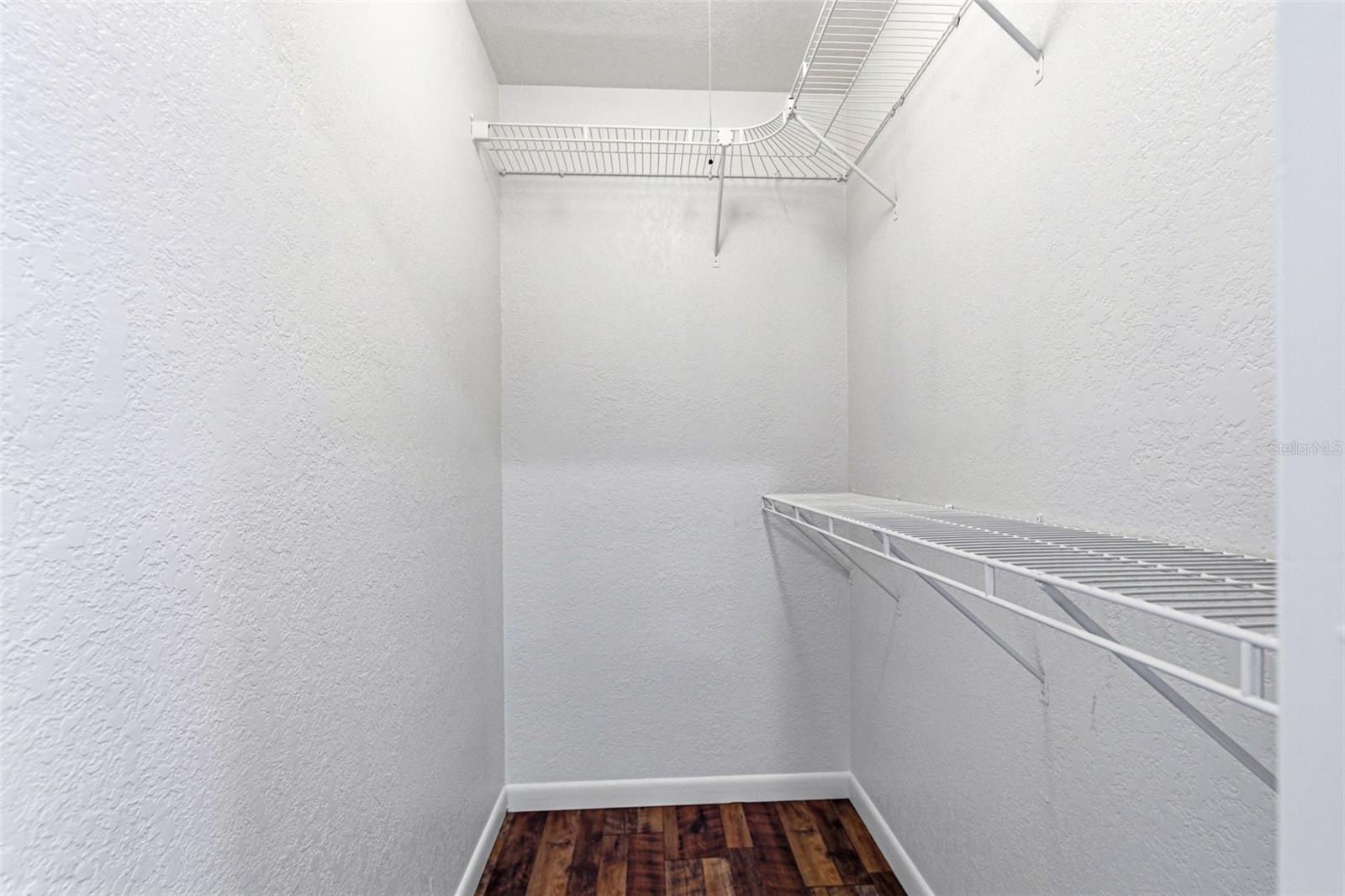 LAKEWOOD ESTATES SEC A - Residential