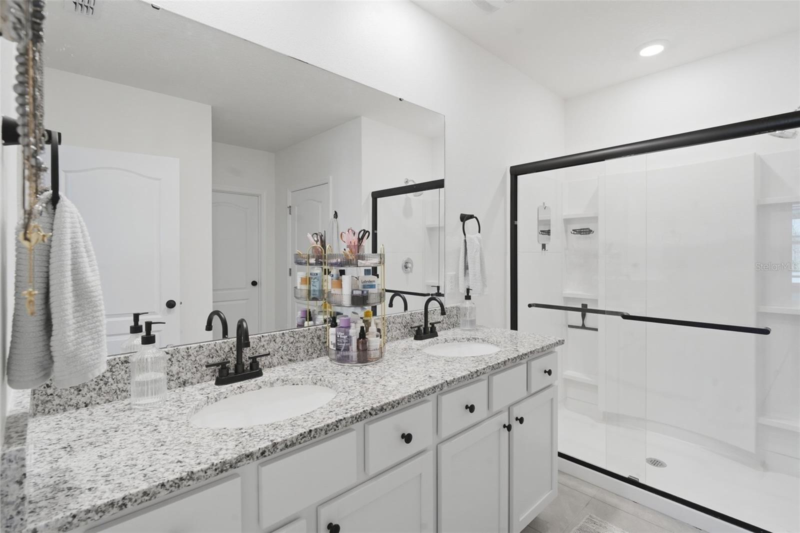 RIVIERA BELLA UN 9B - Residential