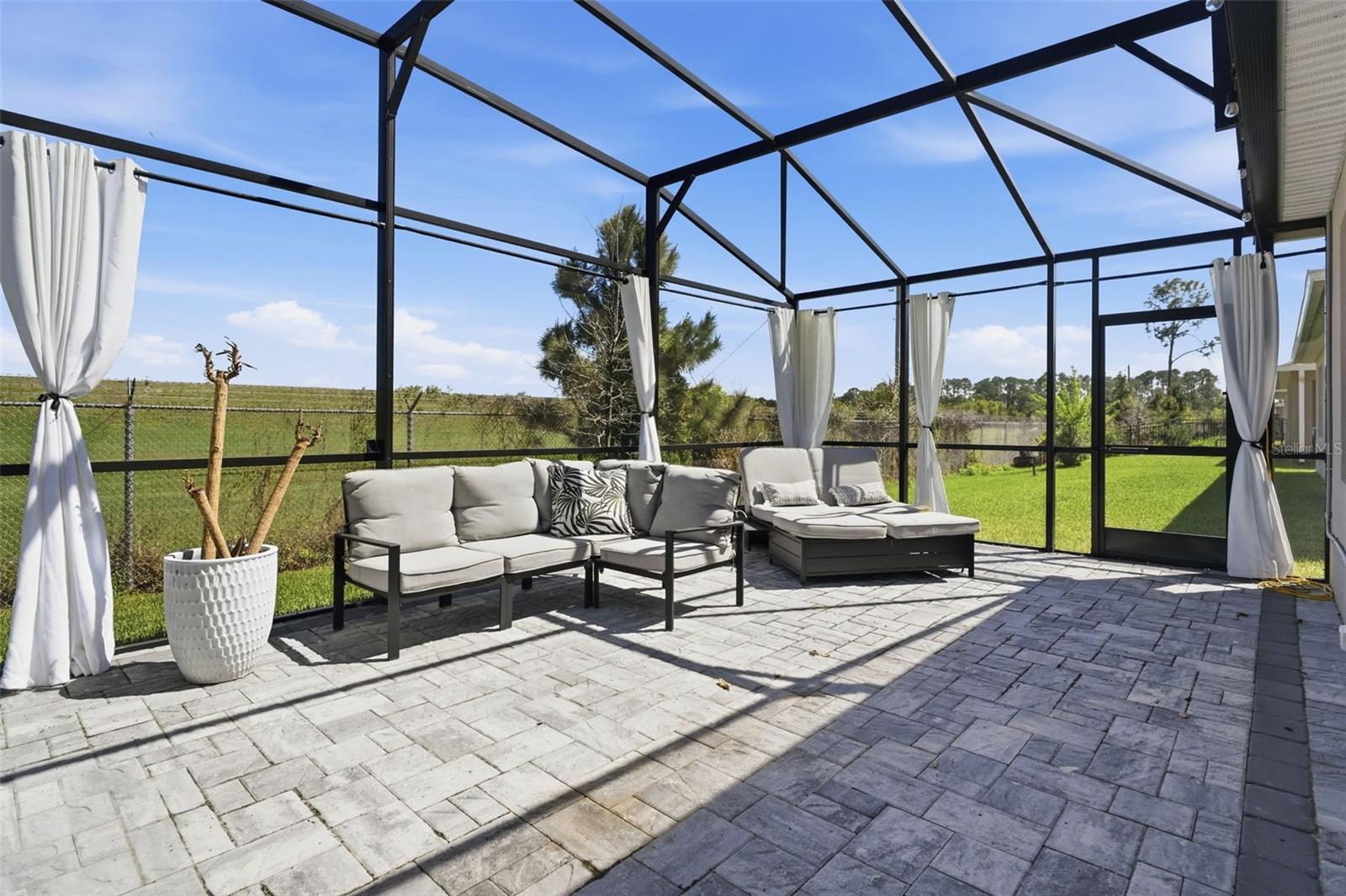 RIVIERA BELLA UN 9B - Residential