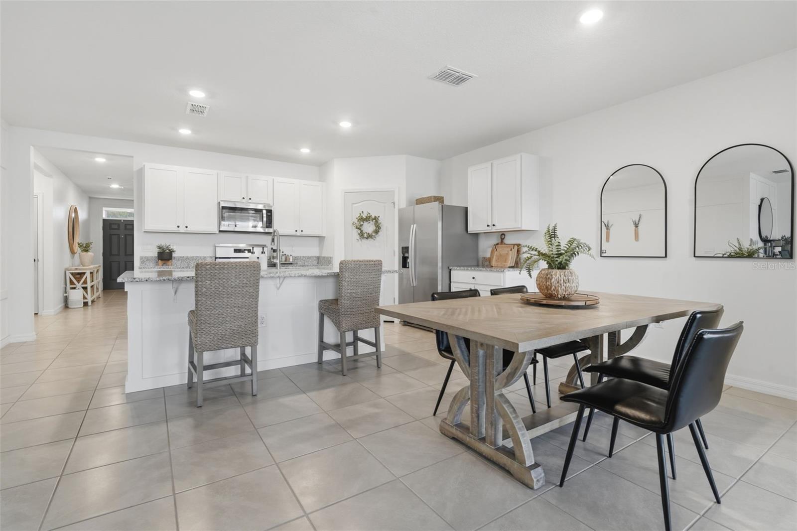 RIVIERA BELLA UN 9B - Residential