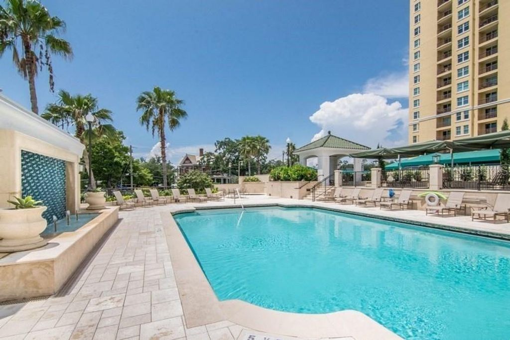 Photo of 345 Bayshore Boulevard #1712, Tampa, FL 33606 (MLS # TB8461594)