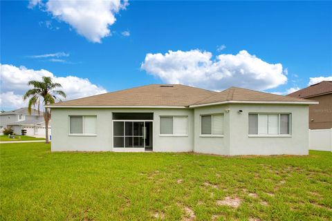 A home in VALRICO