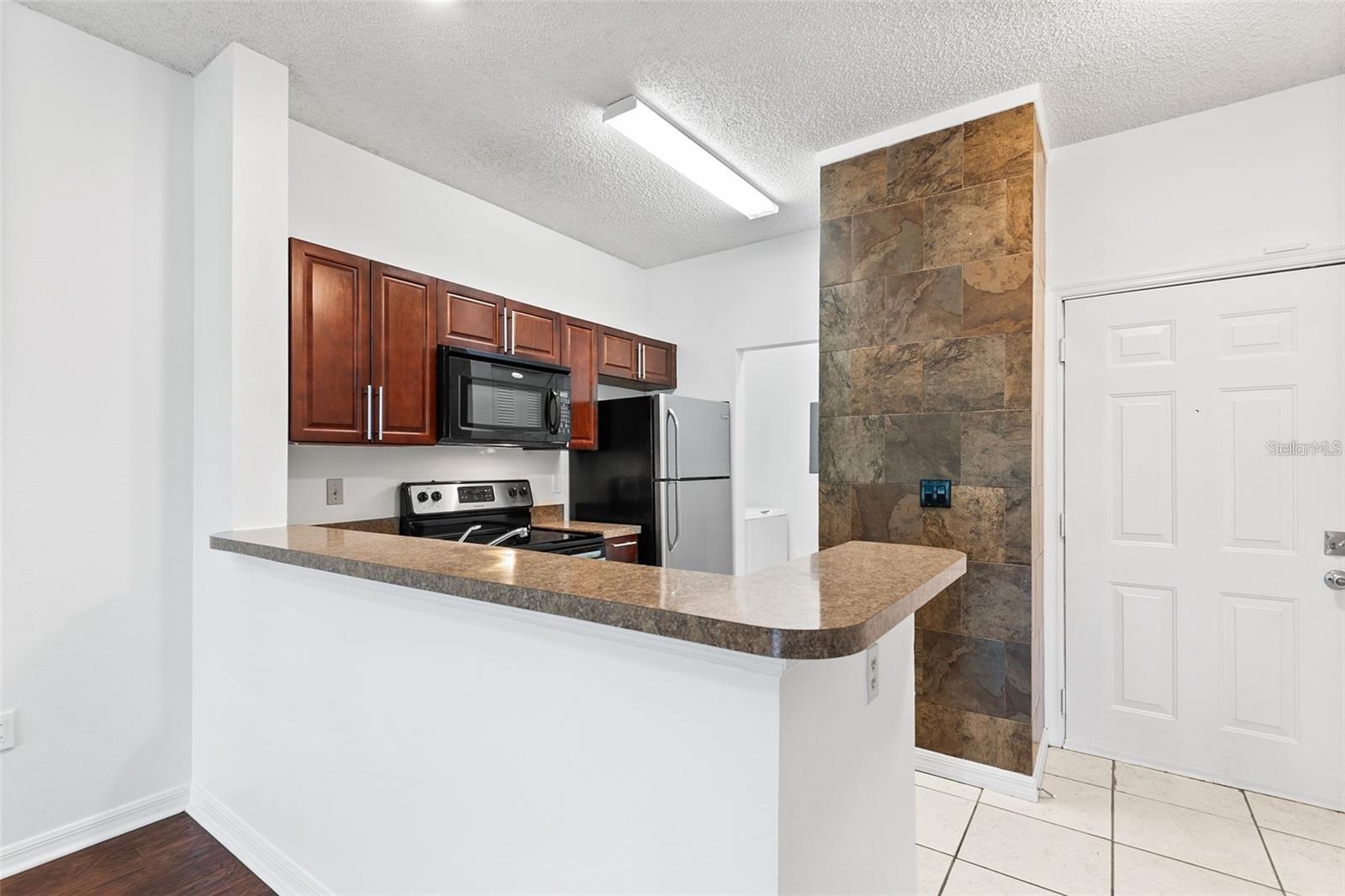 THE LANDINGS OF TAMPA A CONDOM - Residential Lease