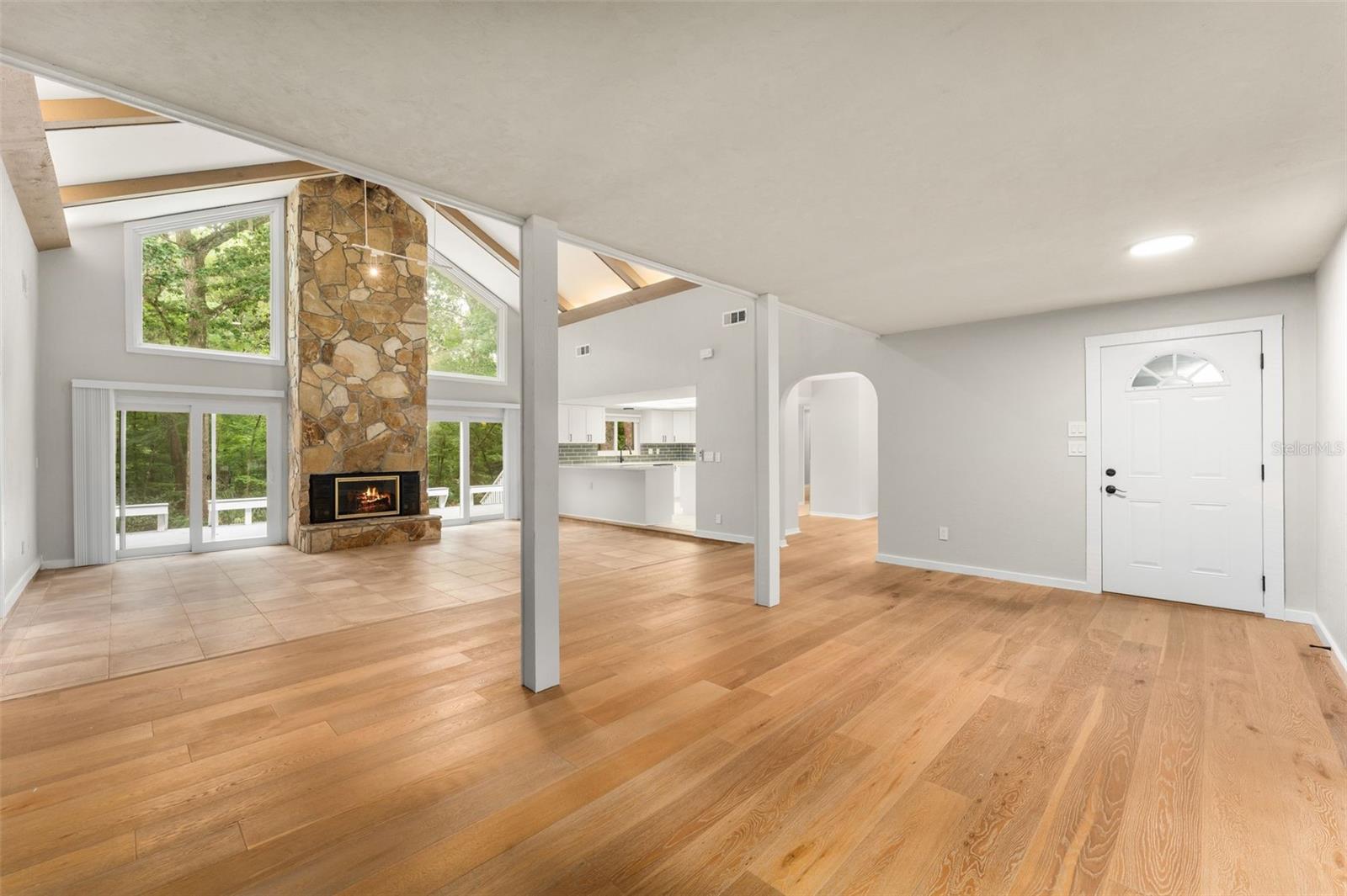 ROCK CREEK - Residential