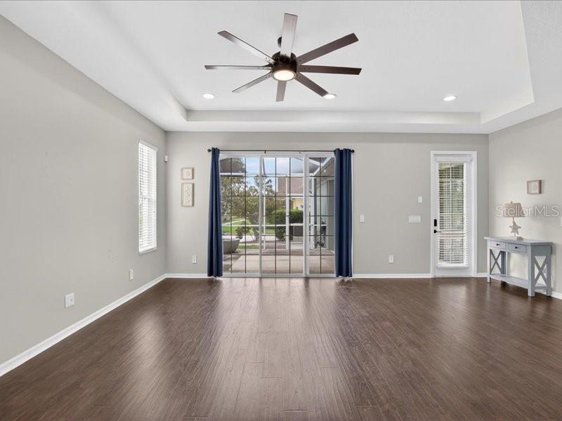 5513 GOLDEN ISLES DRIVE
