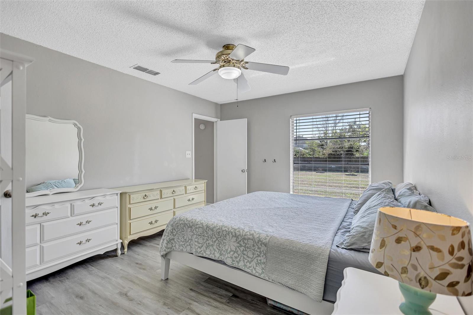 LAKEVIEW VILLAGE SEC J - Residential