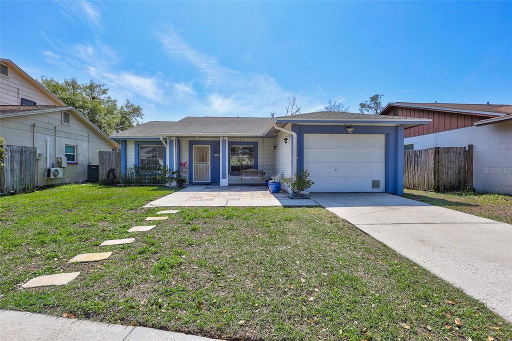 Photo of 1735 Lakeview Village Drive, Brandon, FL 33510 (MLS # TB8489294)