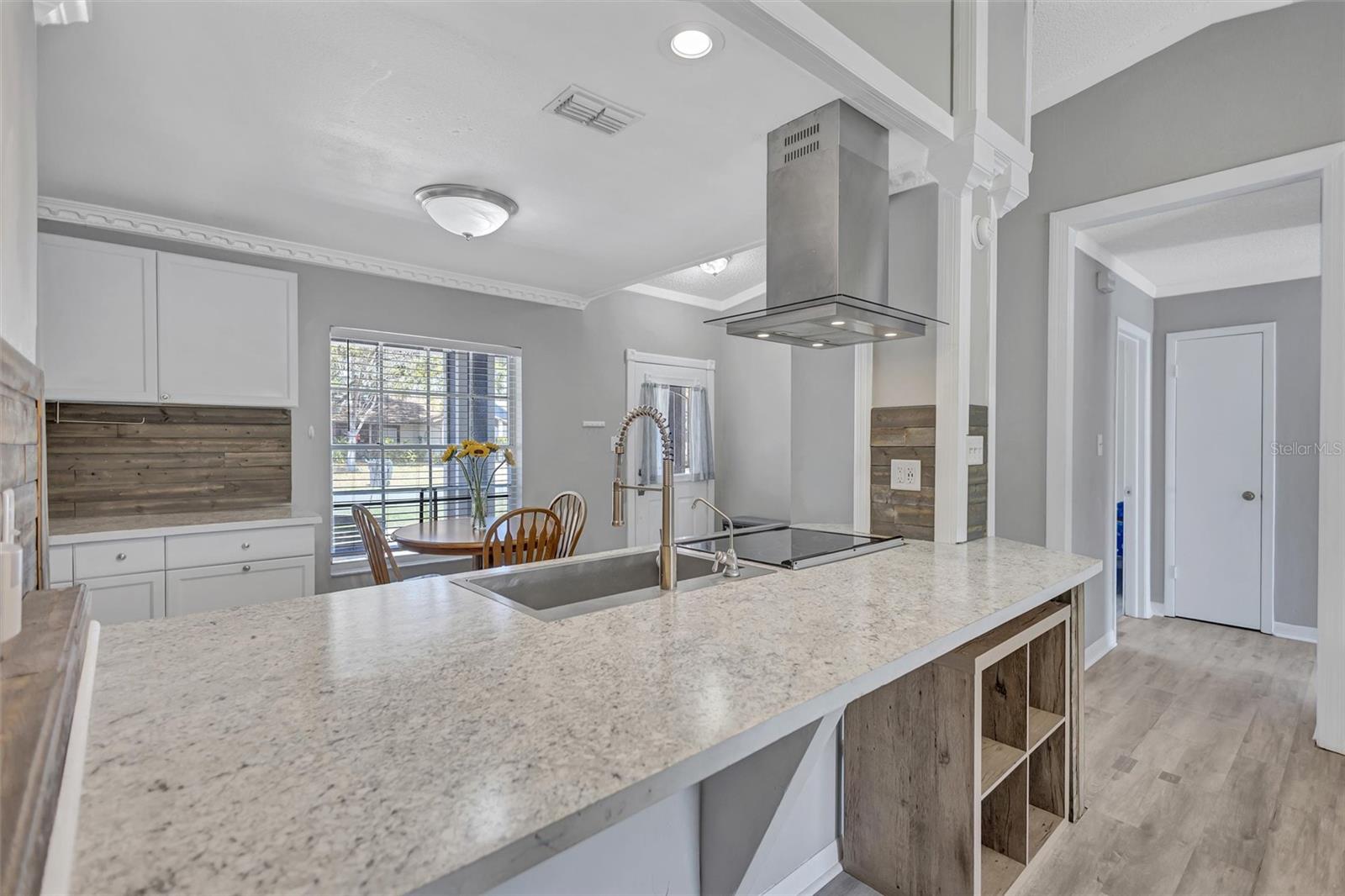 LAKEVIEW VILLAGE SEC J - Residential