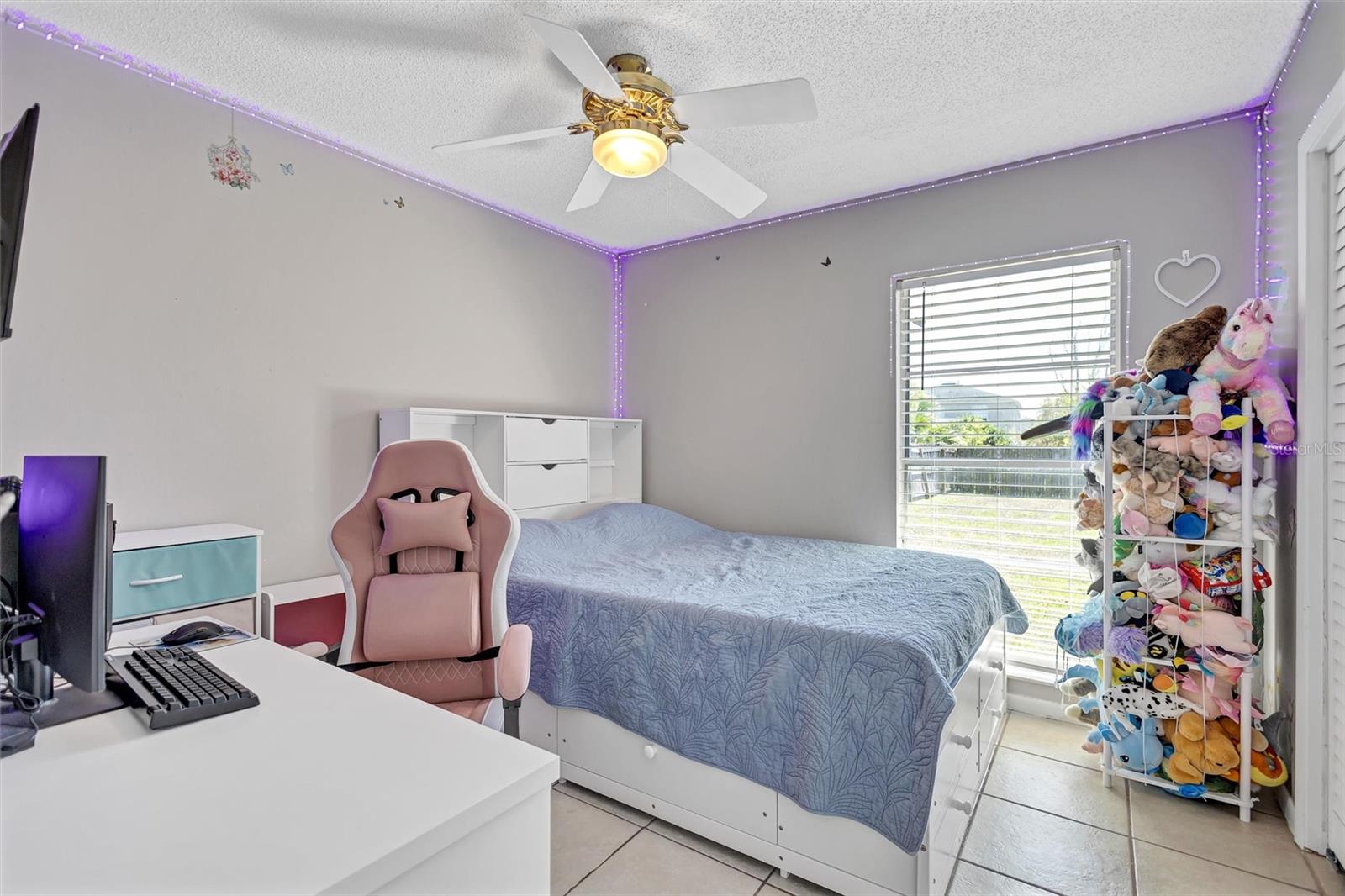 LAKEVIEW VILLAGE SEC J - Residential