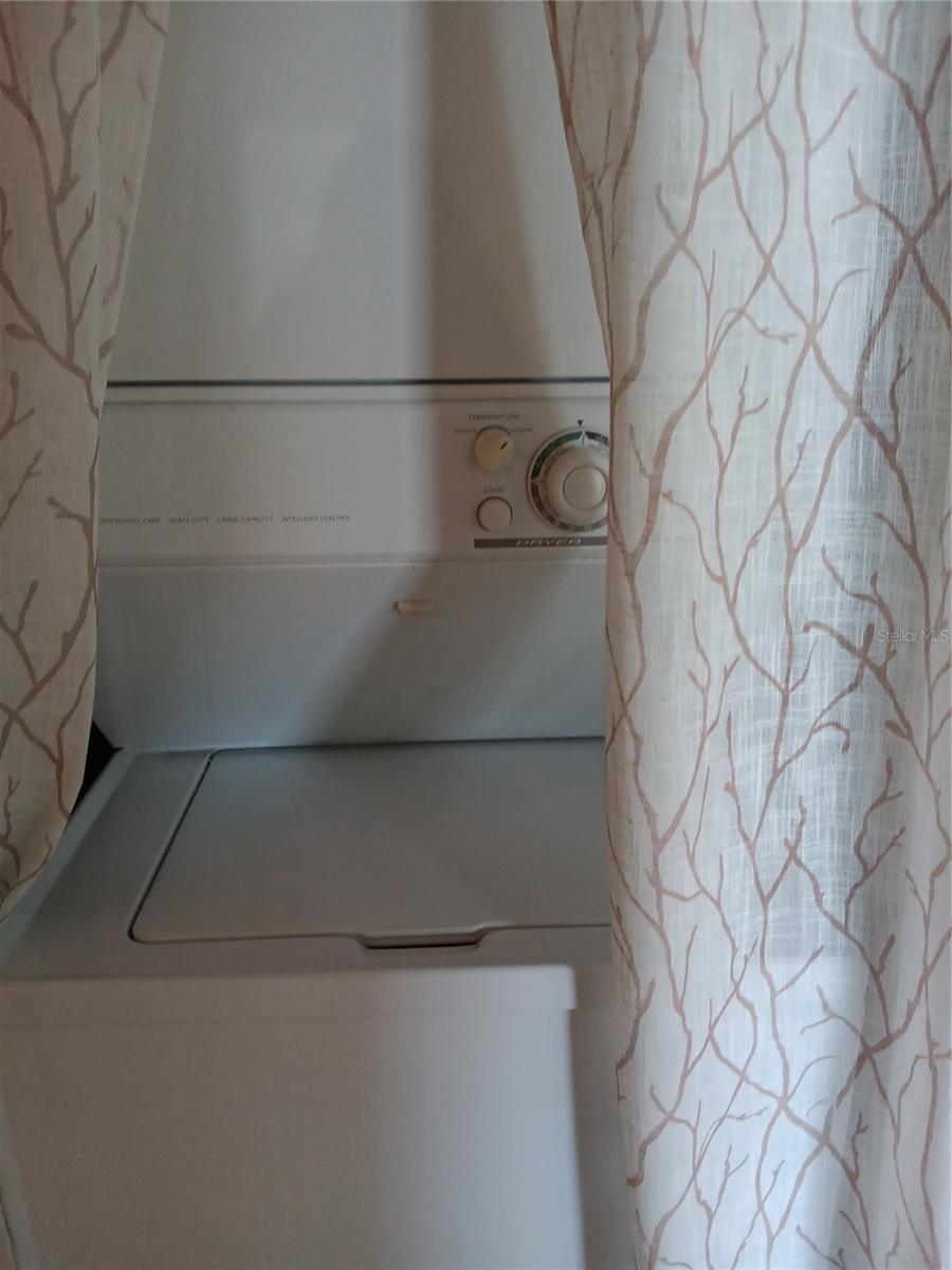 CASA DEL MAR CONDO V - Residential Lease