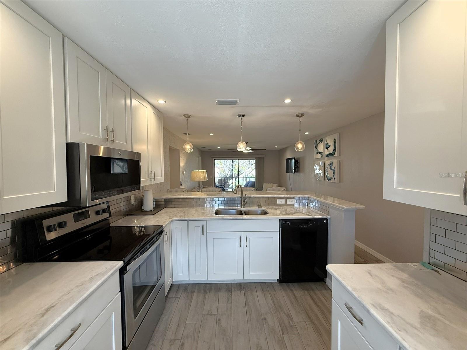 ARBOR GROVE CONDO - Residential