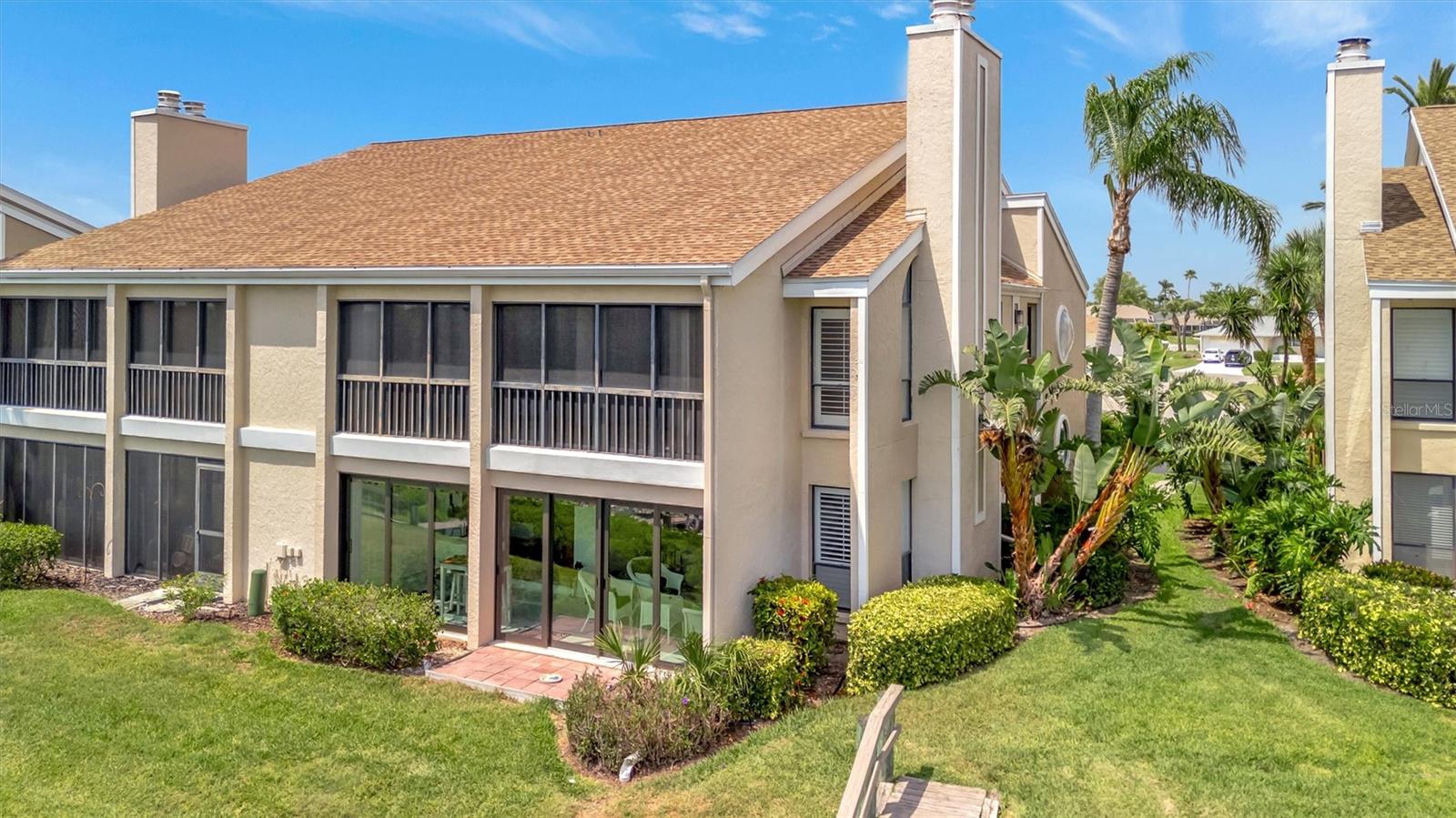 BAY HOLLOW - Residential