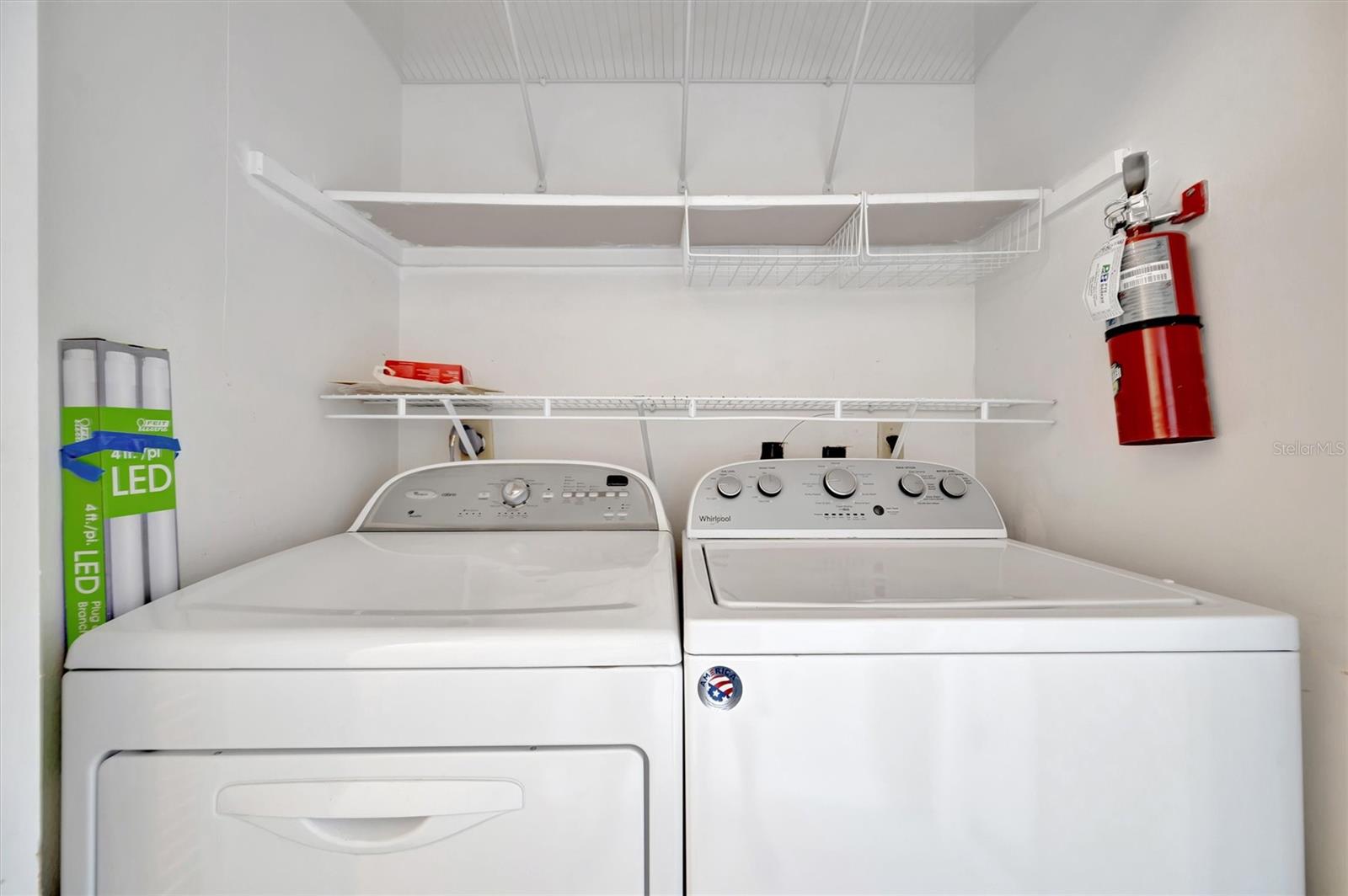 BAY HOLLOW - Residential