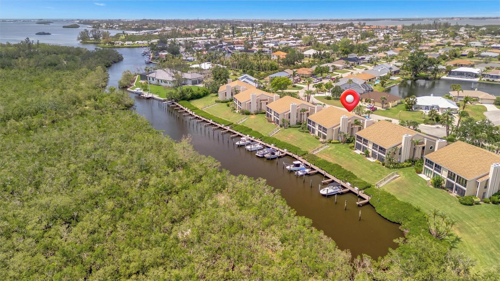 BAY HOLLOW - Residential