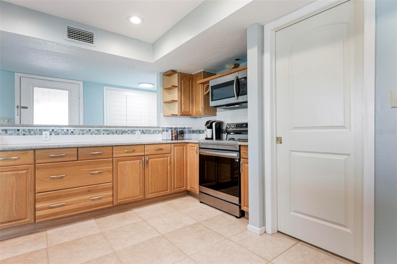 PALMA SOLA HARBOUR SEC 1 - Residential