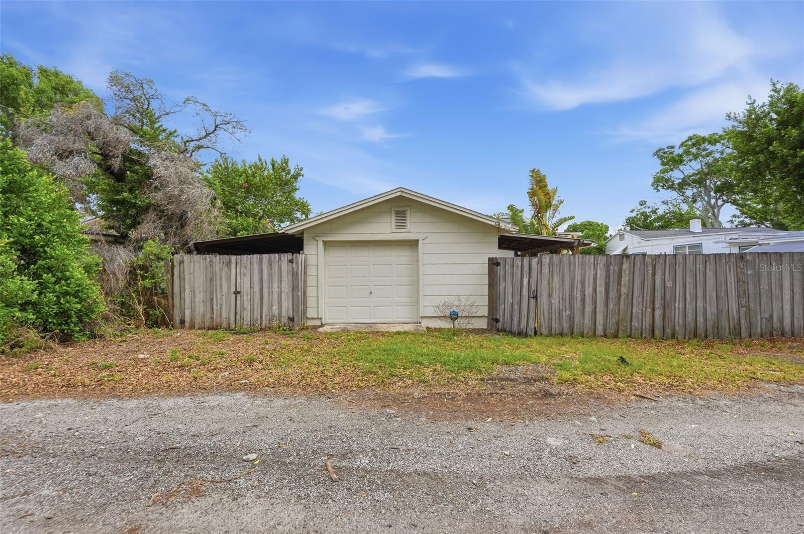 KENILWORTH - Residential