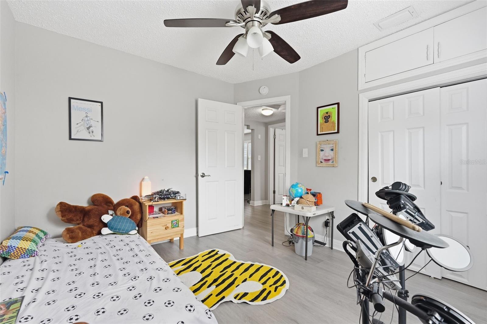 KENILWORTH - Residential