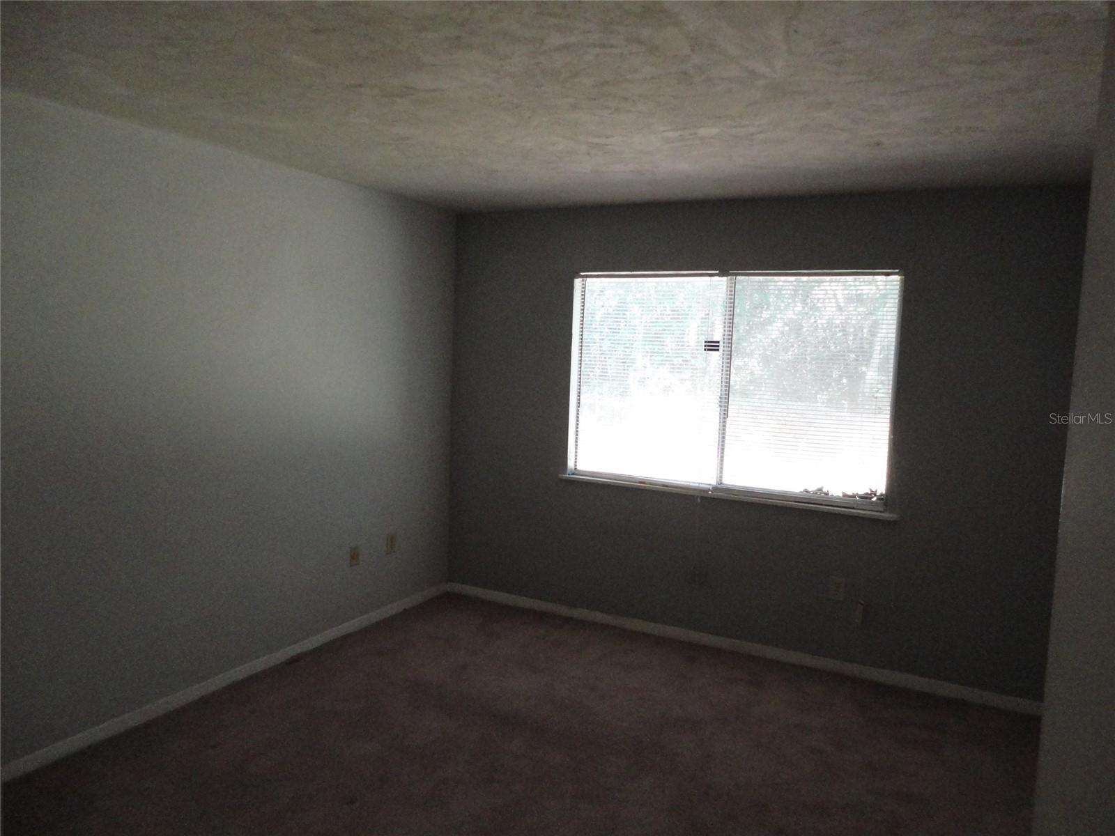 1035 SW 9TH STREET F4