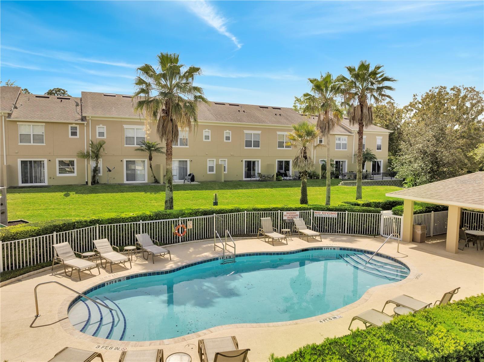 CORNICHE TWNHMS A REP - Residential Lease