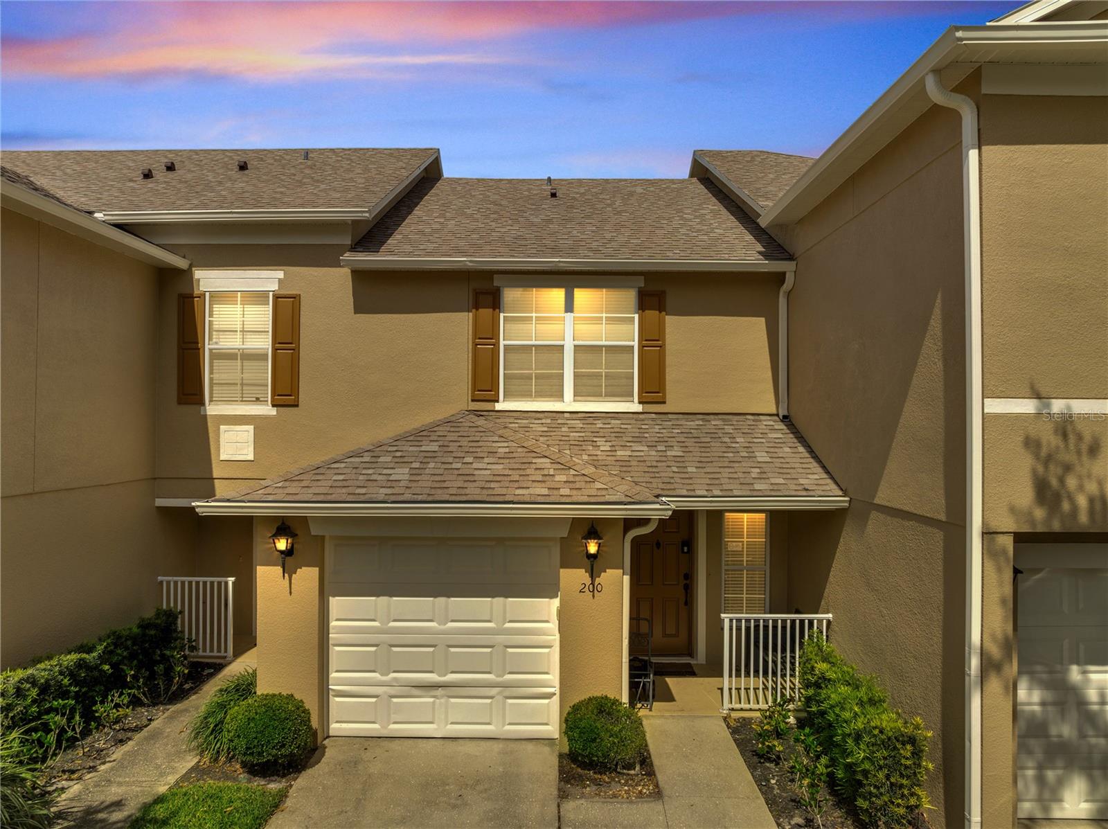 CORNICHE TWNHMS A REP - Residential Lease