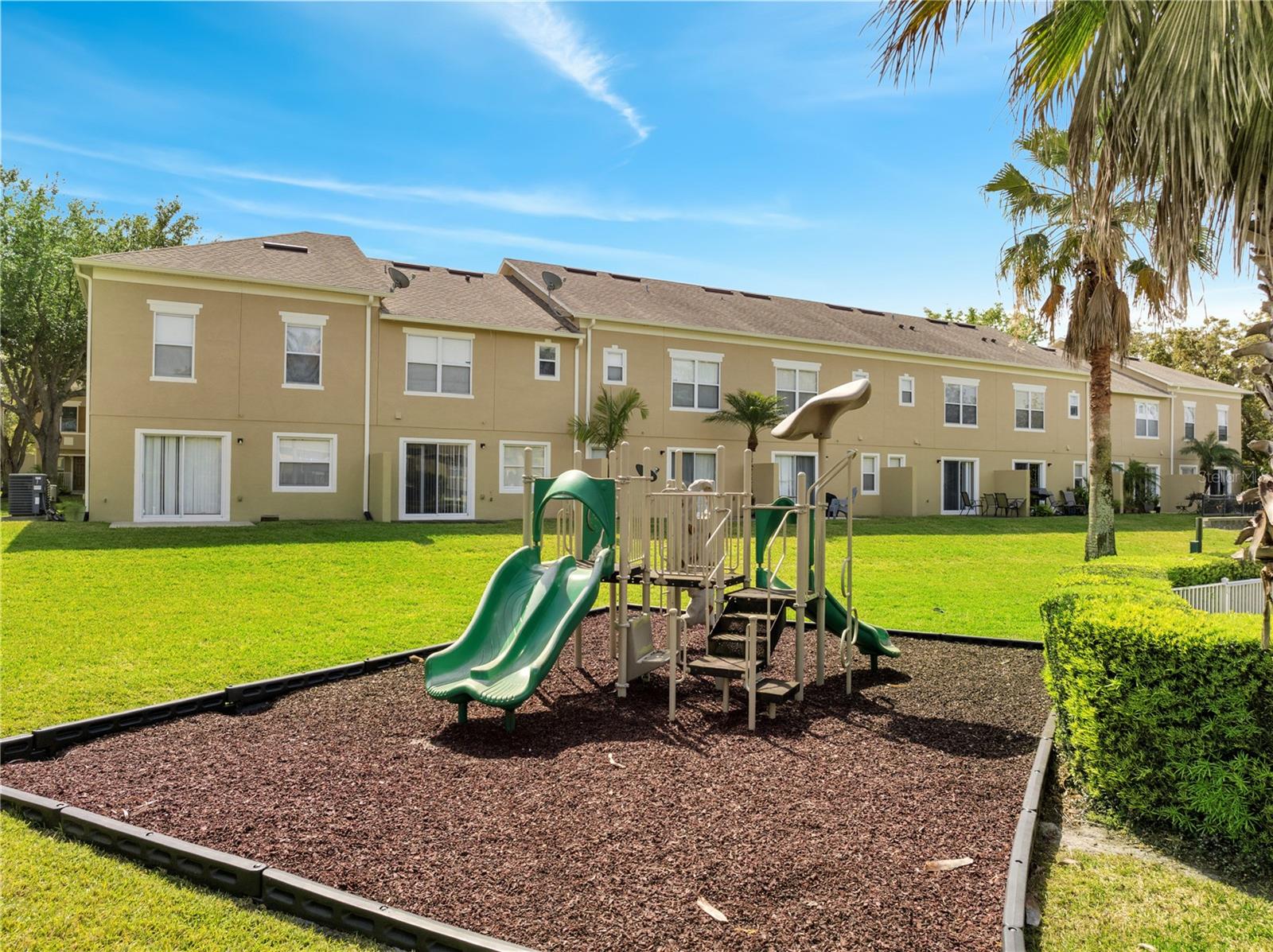 CORNICHE TWNHMS A REP - Residential Lease