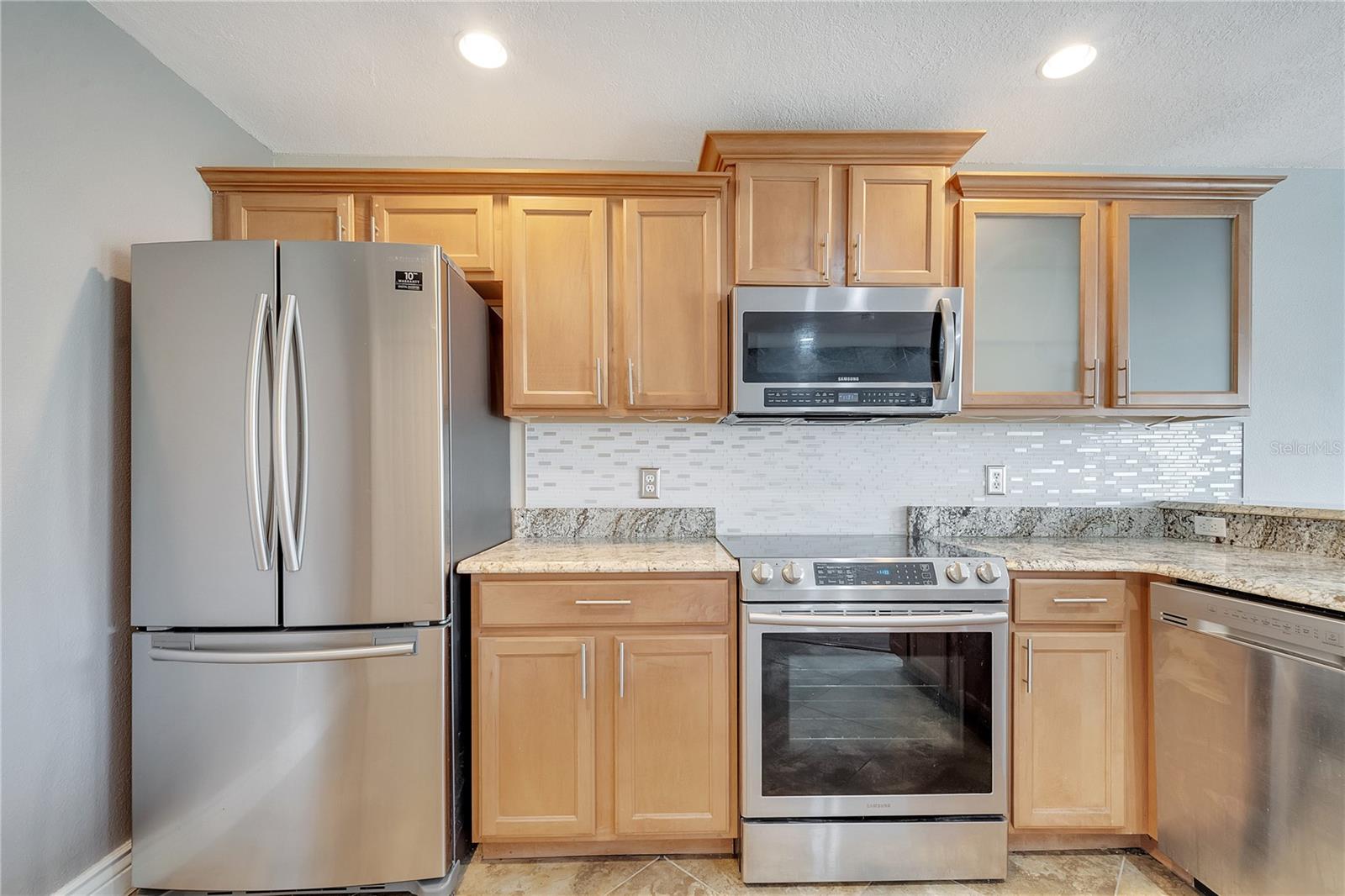 CORNICHE TWNHMS A REP - Residential Lease