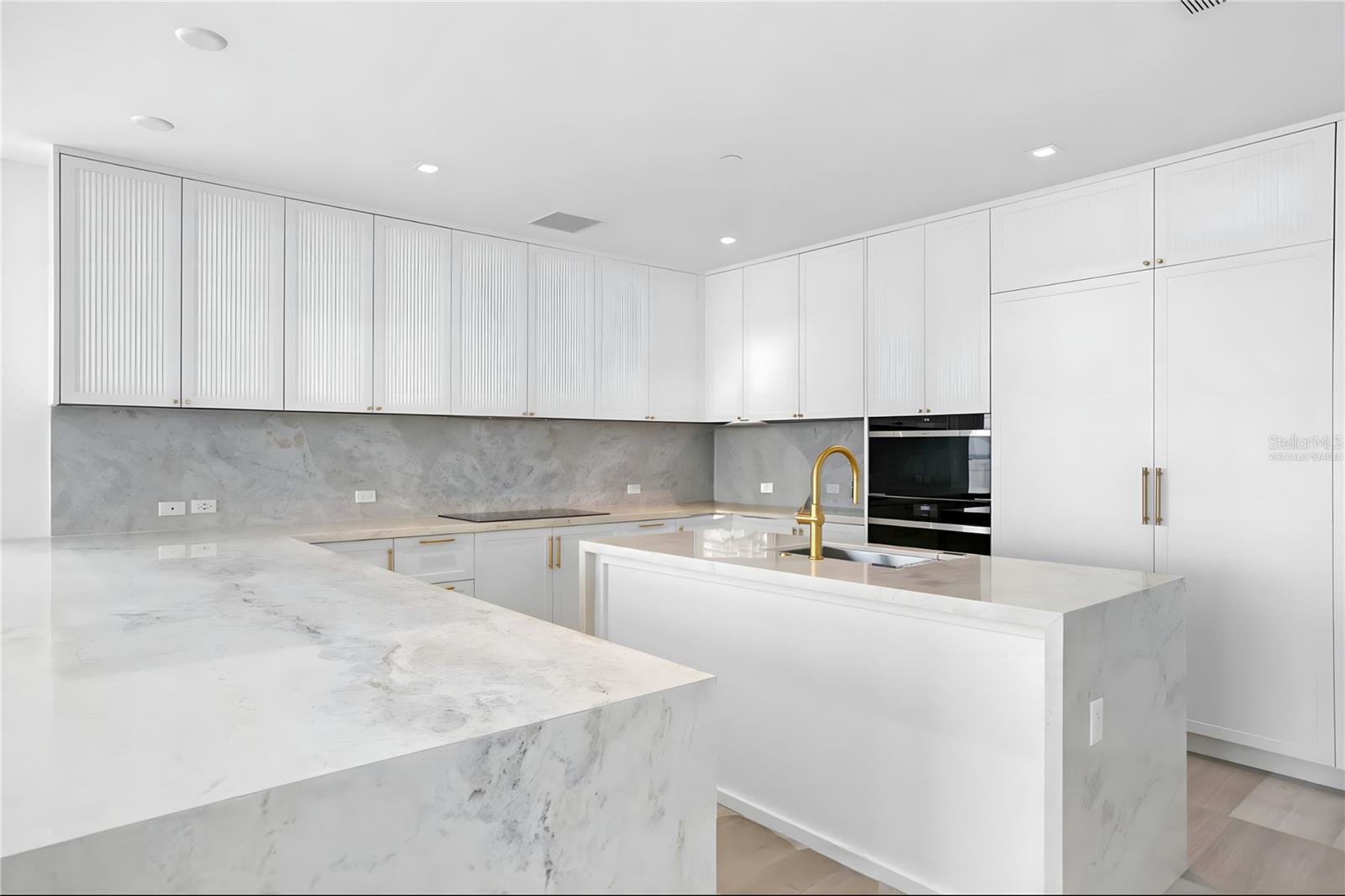 3101 W BAYSHORE BOULEVARD 2104