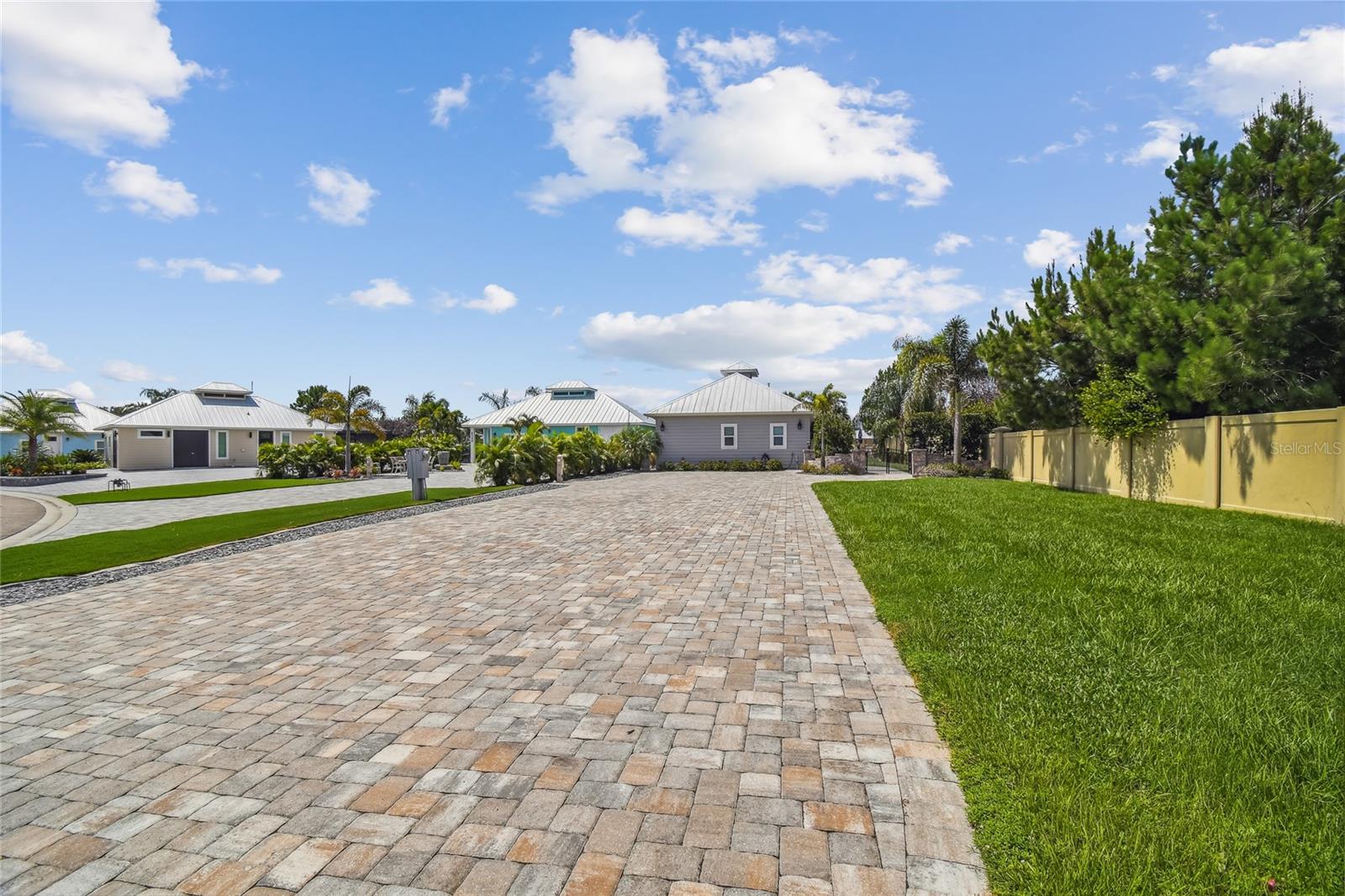 8574 SW SAND CRANE CIRCLE