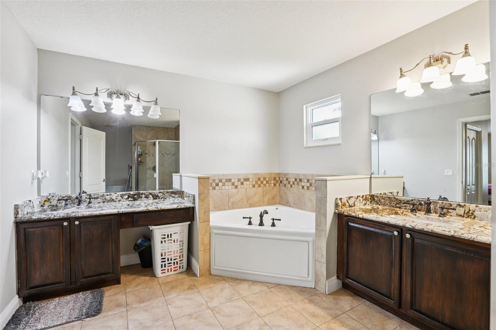 LIVE OAK PRESERVE PH 1C VILLAGE - Residential