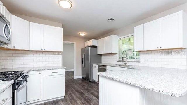 MEADOW OAK SUB UN 1 - Residential Lease