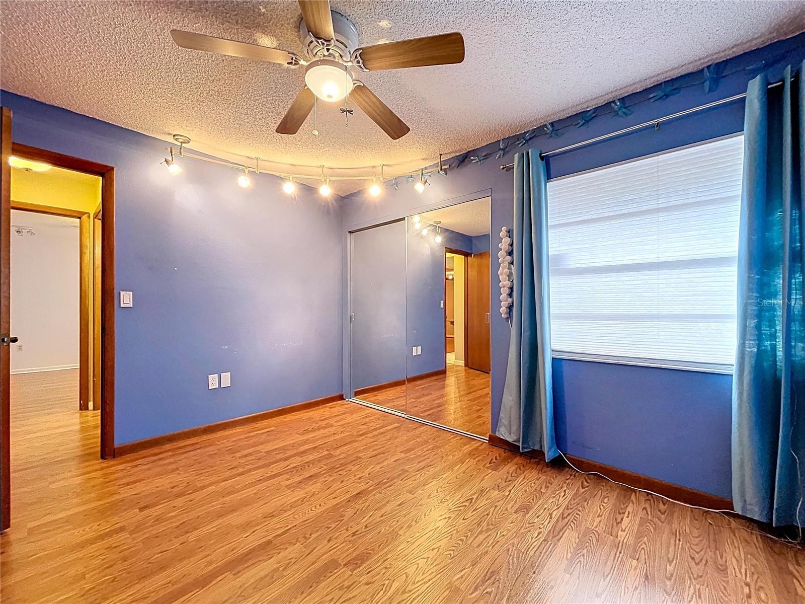 HIGH GLEN ADD - Residential