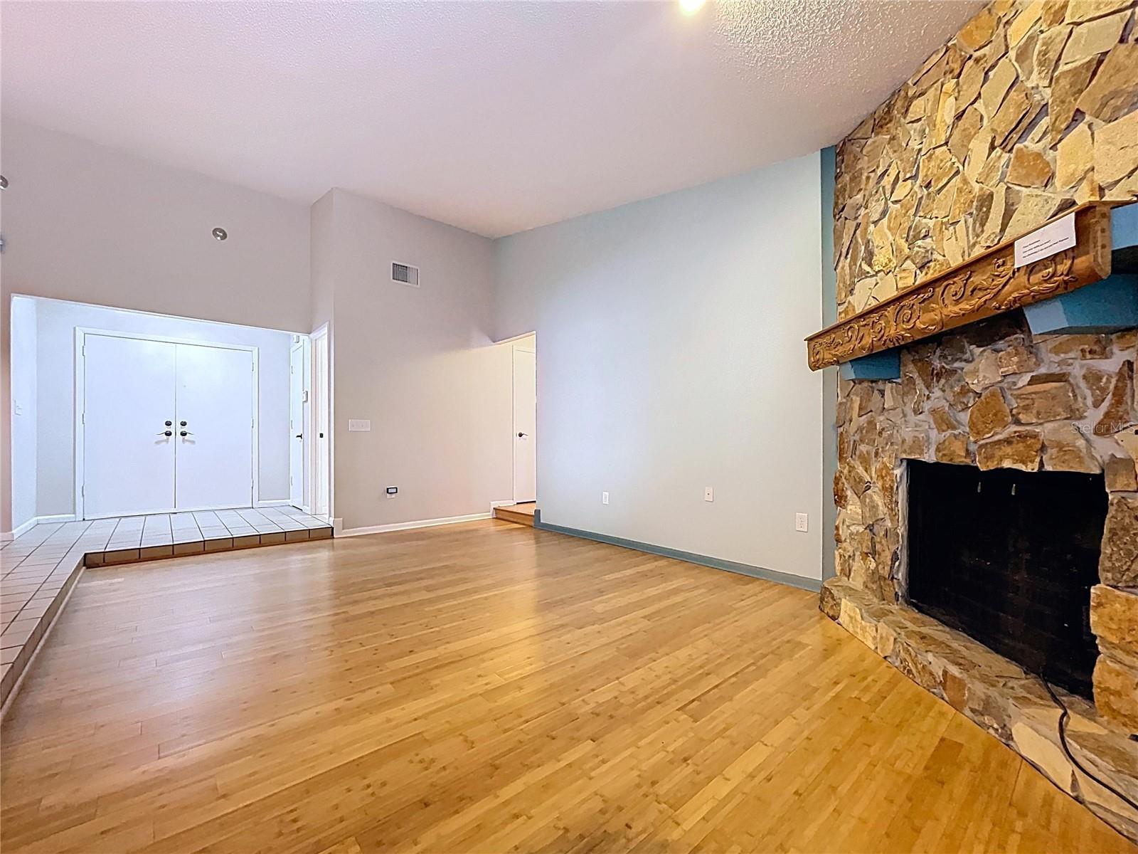 HIGH GLEN ADD - Residential