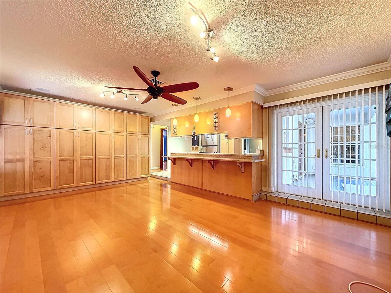 HIGH GLEN ADD - Residential