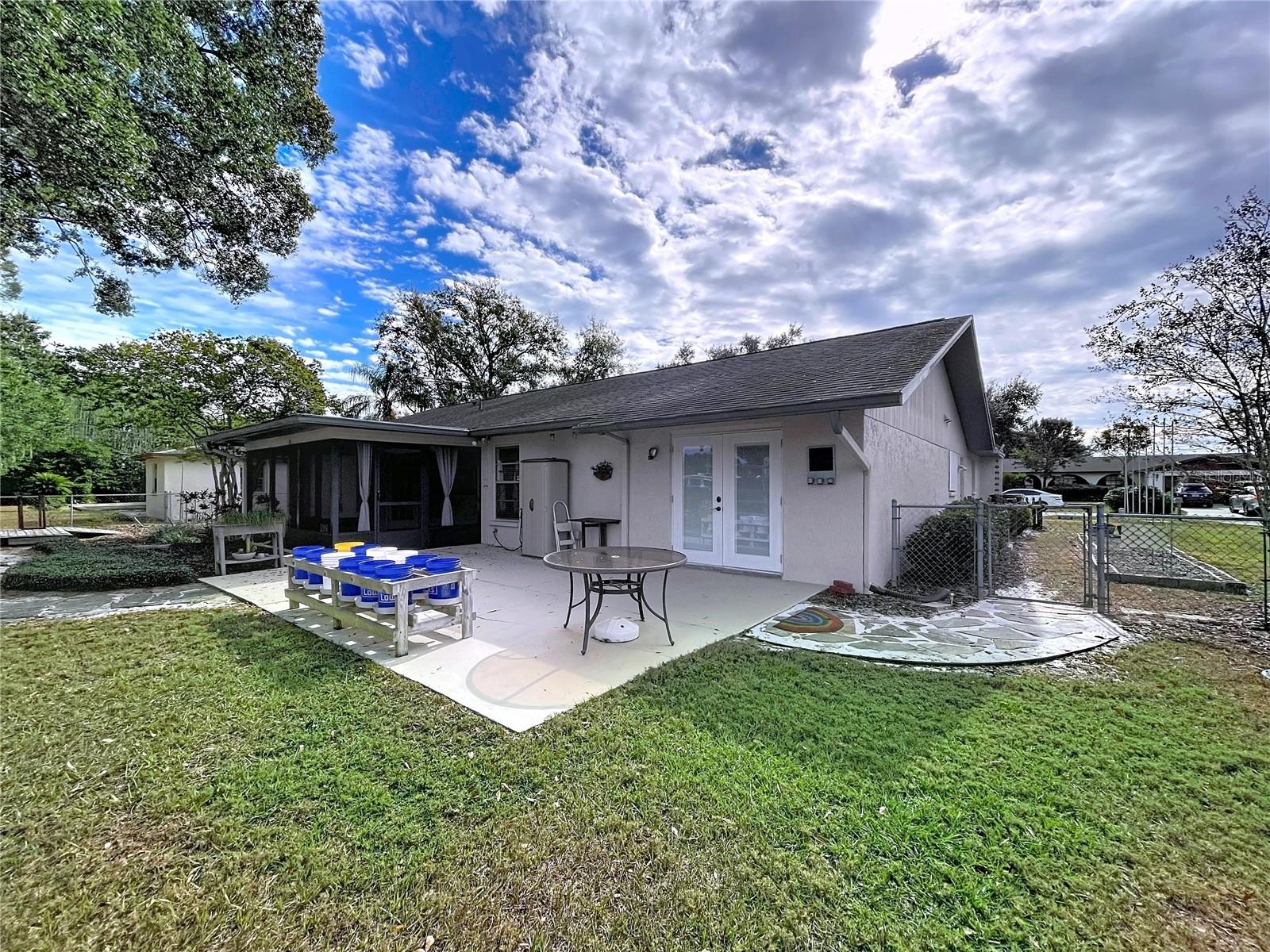 HIGH GLEN ADD - Residential