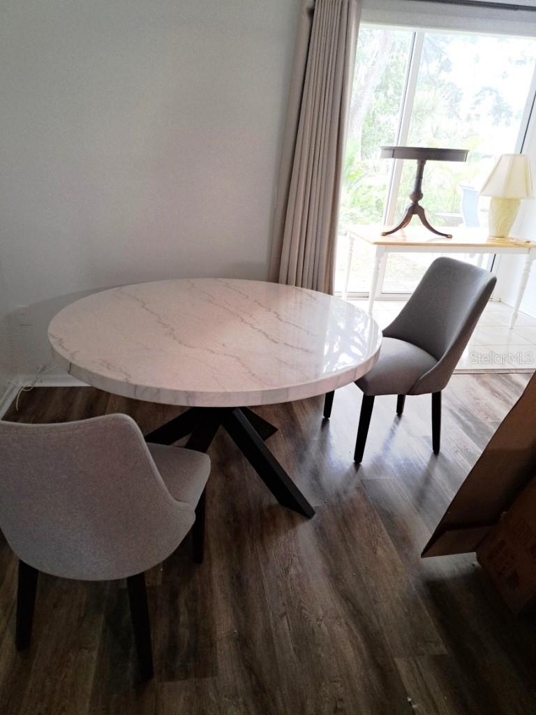 GREENBRIAR CONDO APTS III - Residential Lease