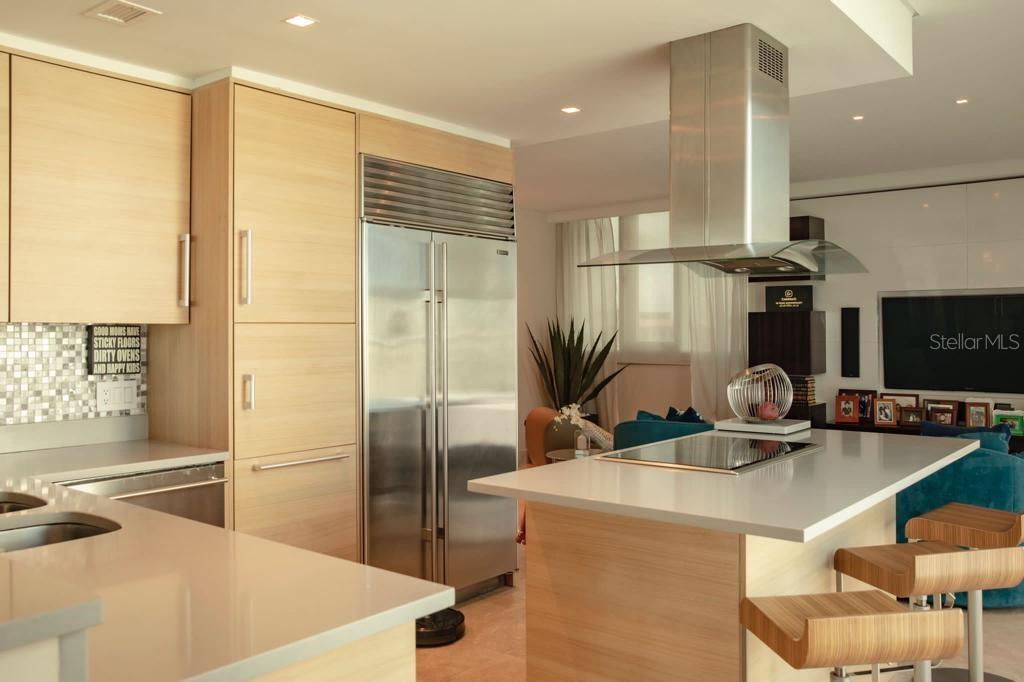 COSMOPOLITAN - Residential