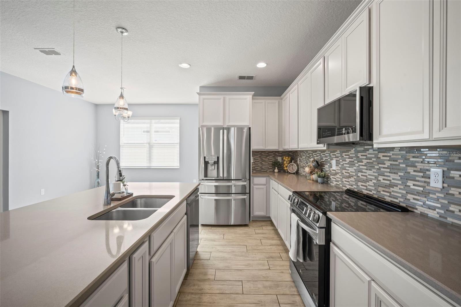 SUMMERVIEW/WOLF CRK RDG PH 2B- - Residential