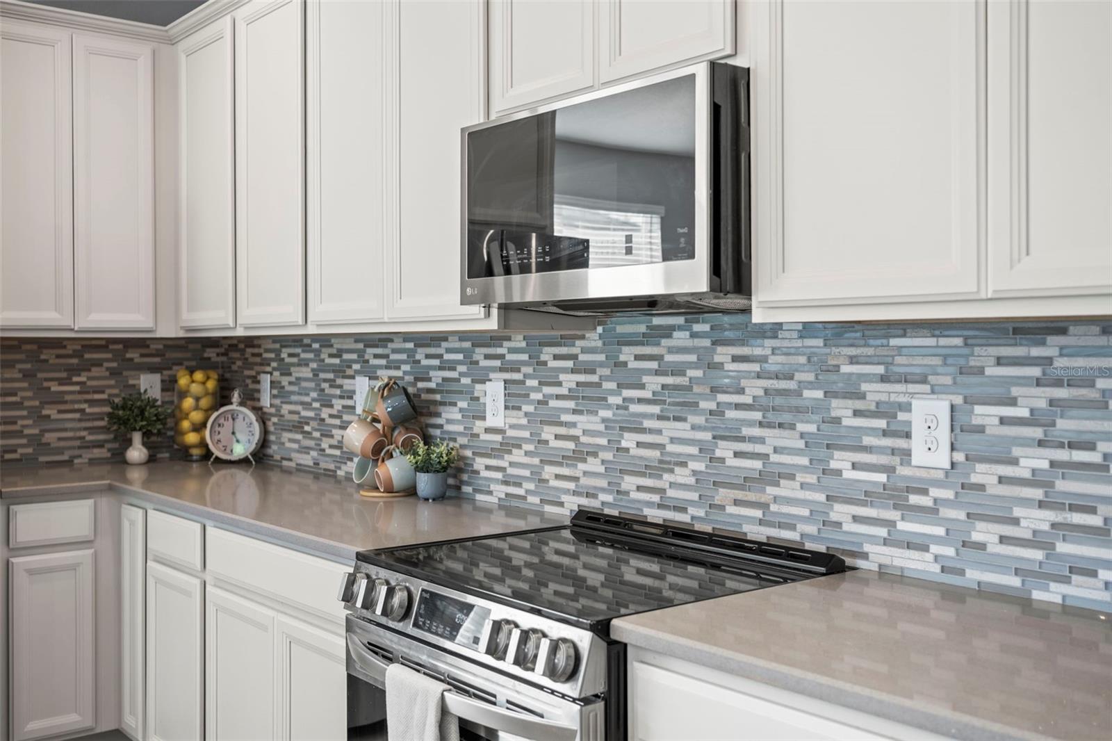 SUMMERVIEW/WOLF CRK RDG PH 2B- - Residential