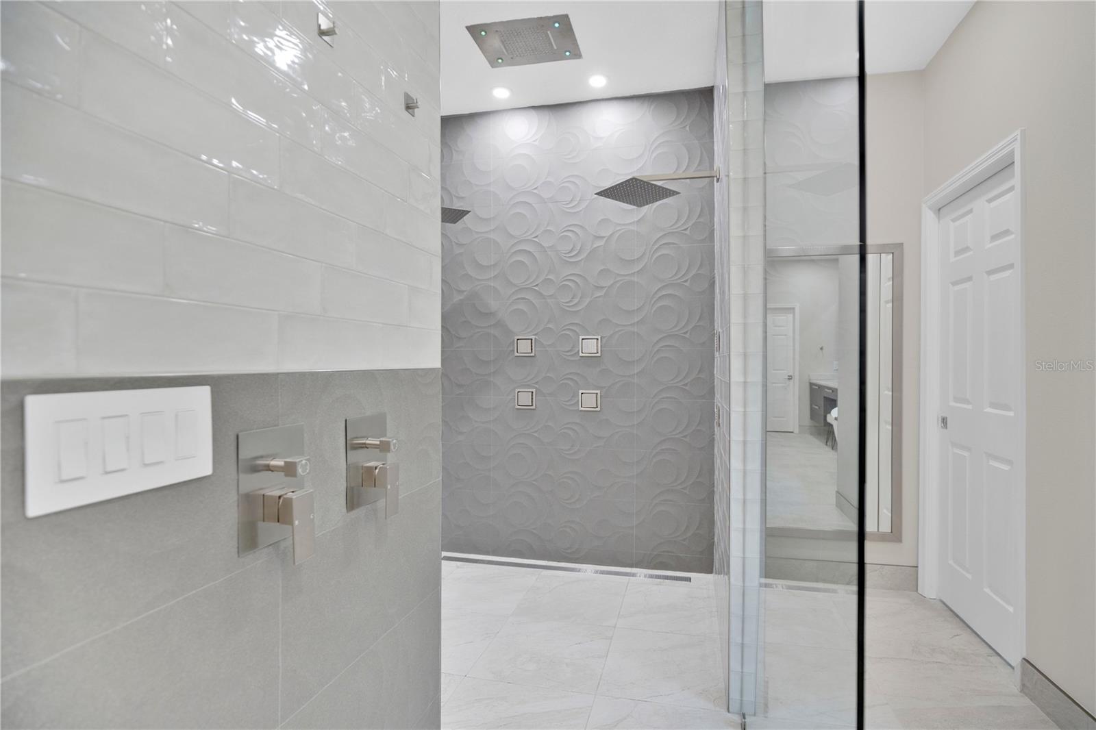 HUNTINGTON POINTE PH 2 - Residential