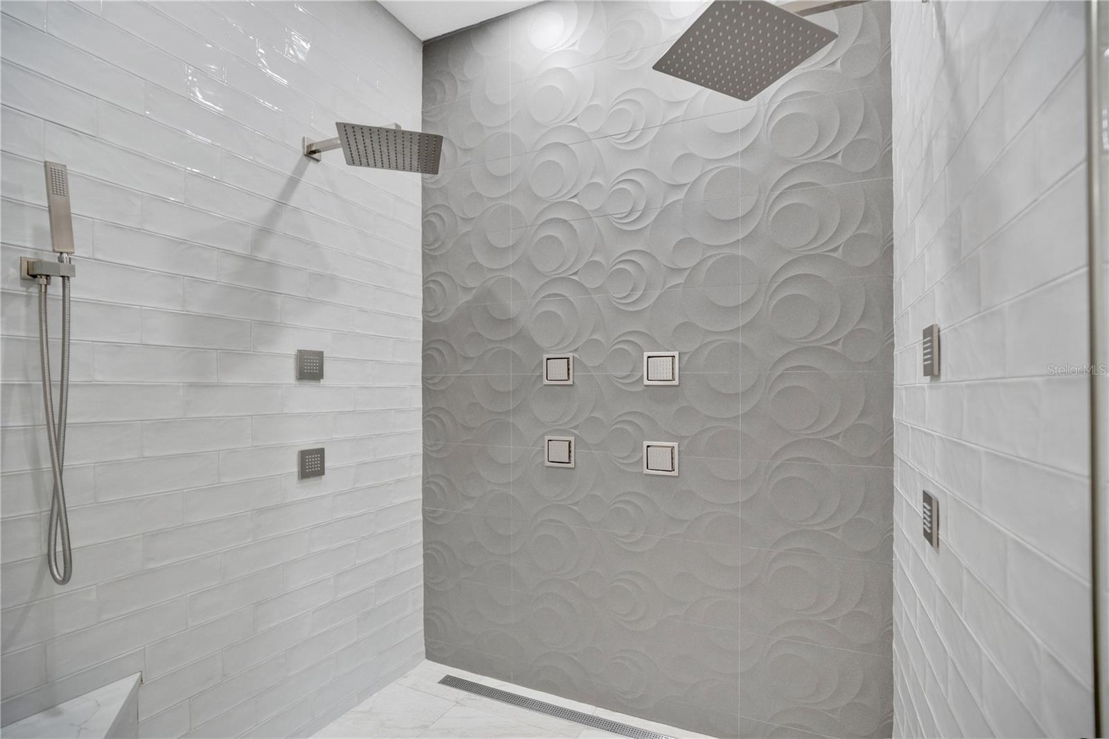 HUNTINGTON POINTE PH 2 - Residential