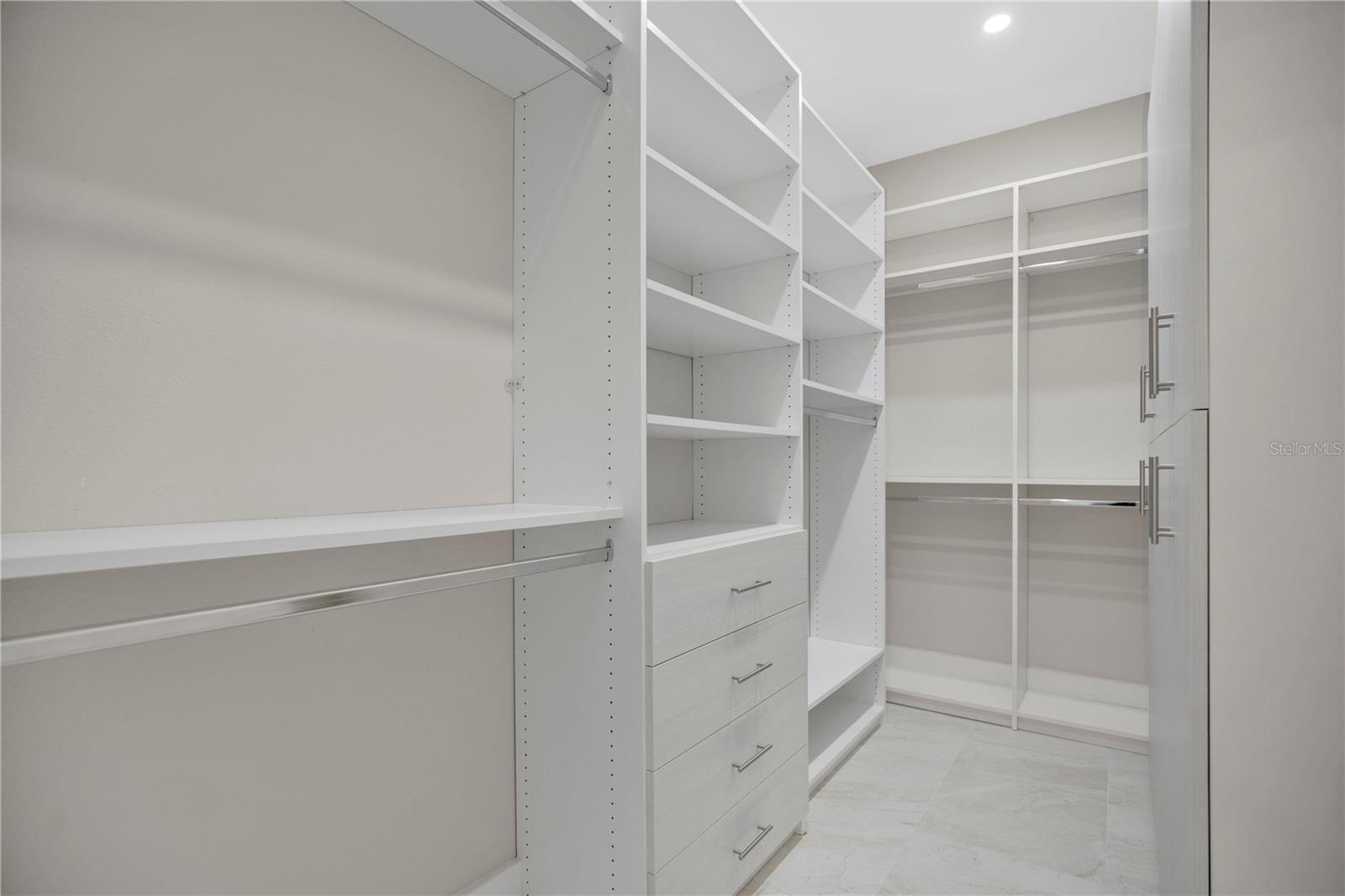 HUNTINGTON POINTE PH 2 - Residential
