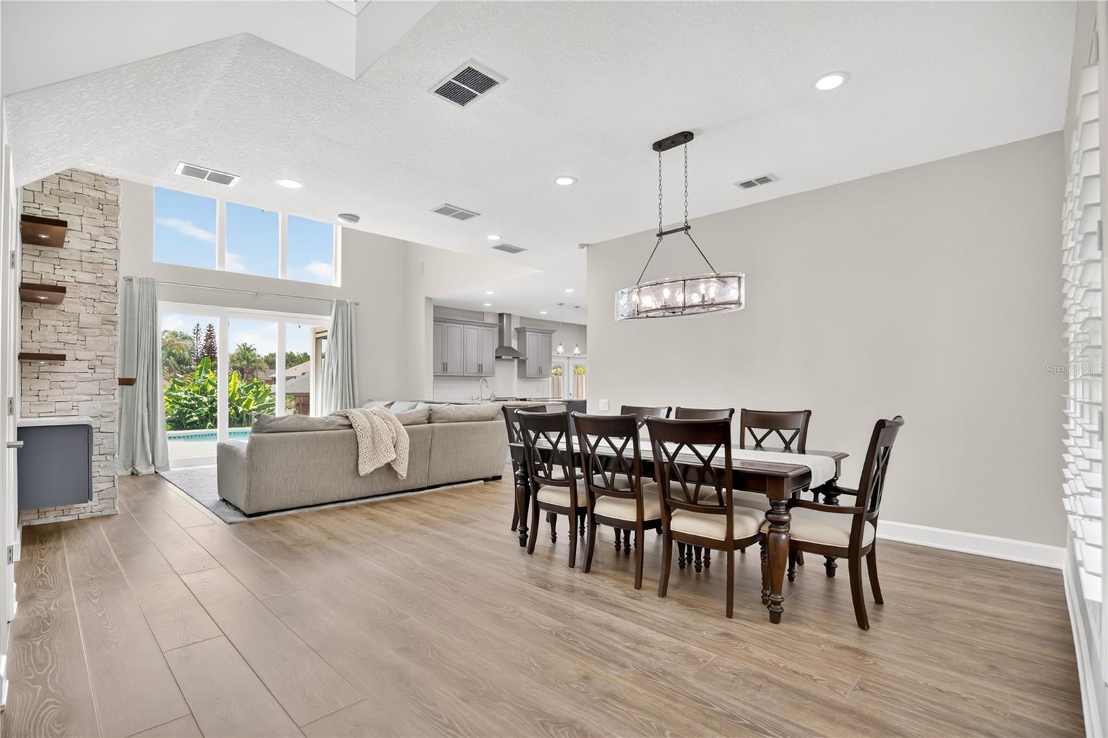 HUNTINGTON POINTE PH 2 - Residential
