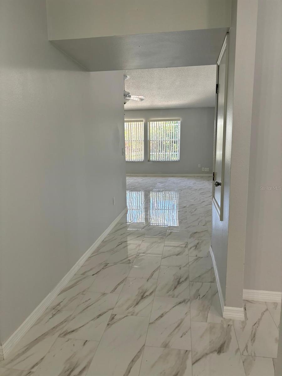 HUNTERS CREEK TR 140 PH 01 - Residential Lease